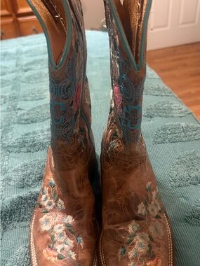 Macie Bean Brown Leather Lace-Up Boots with Turquoise and Pink Embroidery